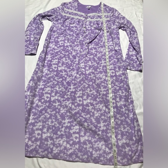 Secret Treasures Women’s Long Sleeve Fleece Nightgown Dress Size M (8-10) - Picture 6 of 8